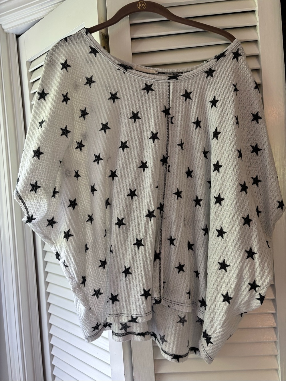 entro White Short Sleeve Star Print Tunic Top